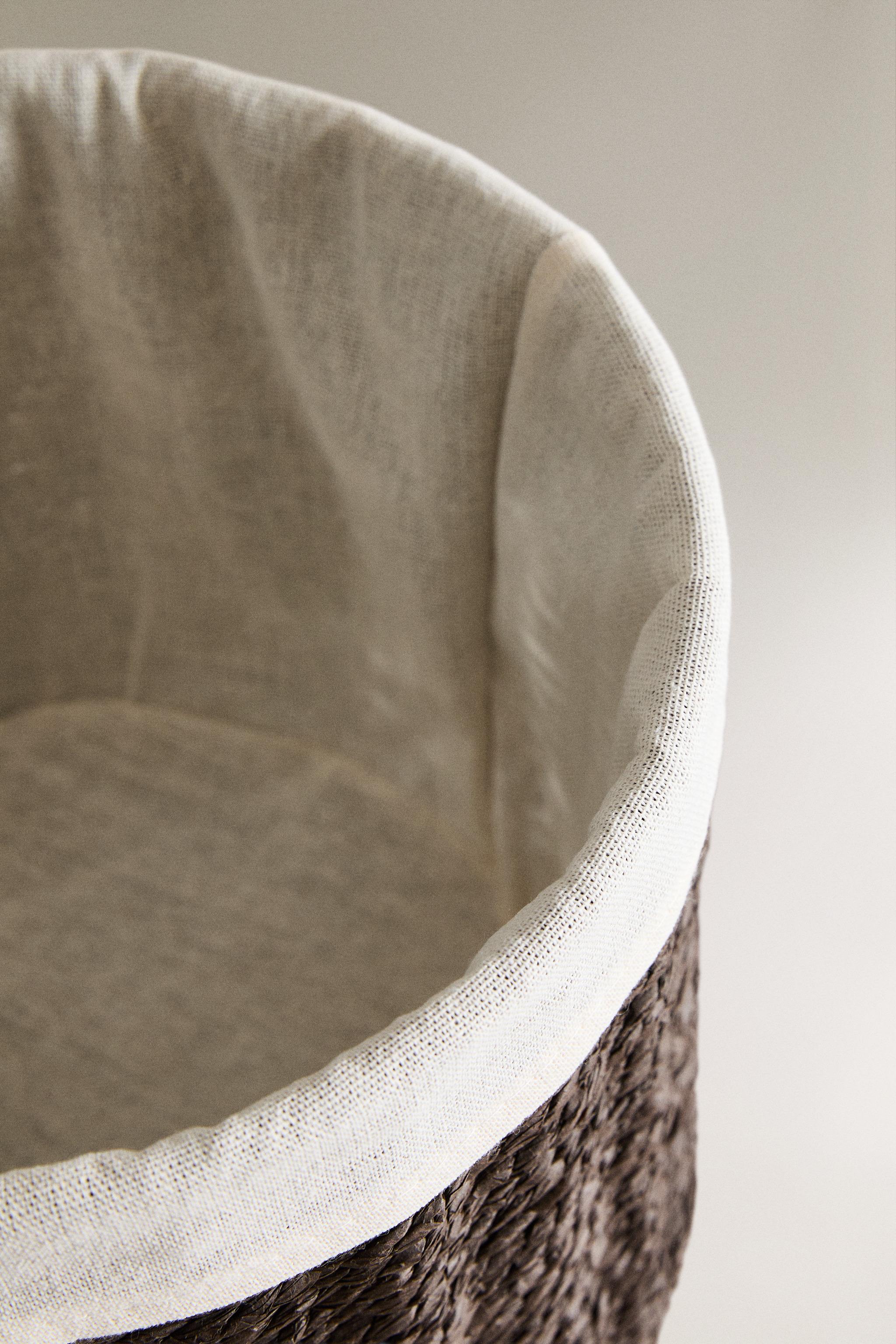 ROUND COTTON LINED BASKET